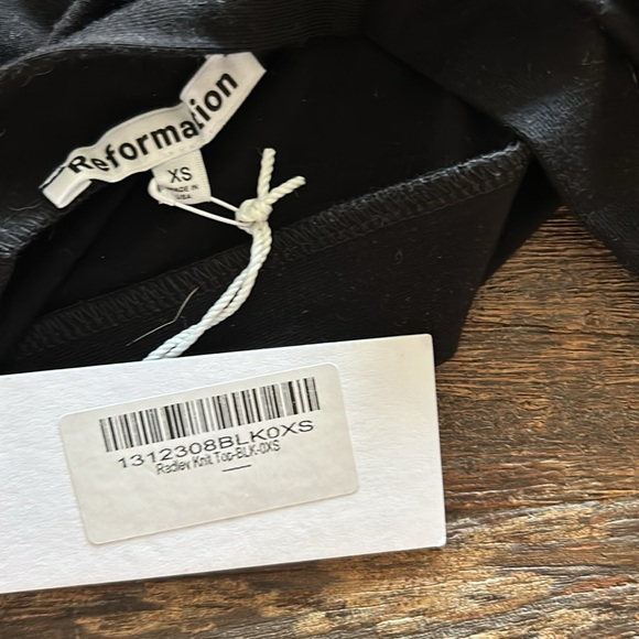 NWT Reformation Radley Knit Top Black - Picture 4 of 5
